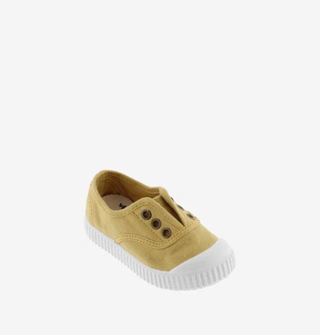 Victoria Shoes Slip on Canvas Shoe Trigo Wheat CouCou