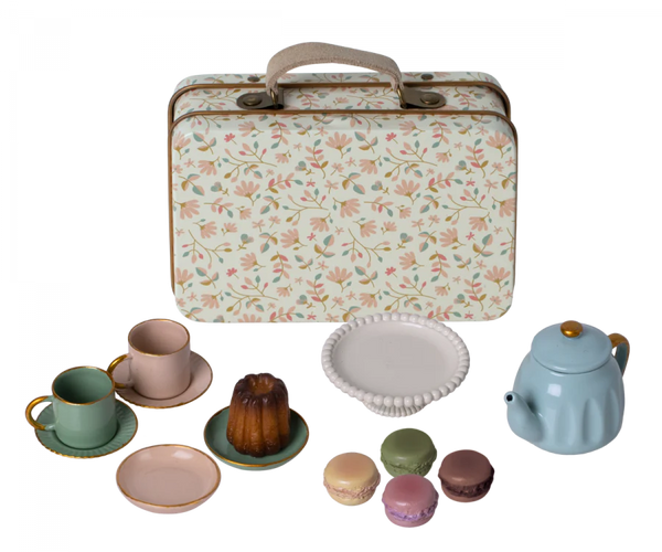 Afternoon Treat Suitcase in Merle