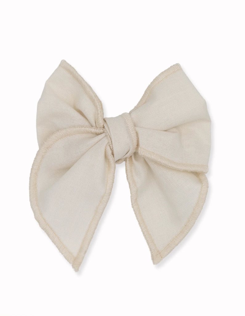 Ivory Fable Bow in Cream