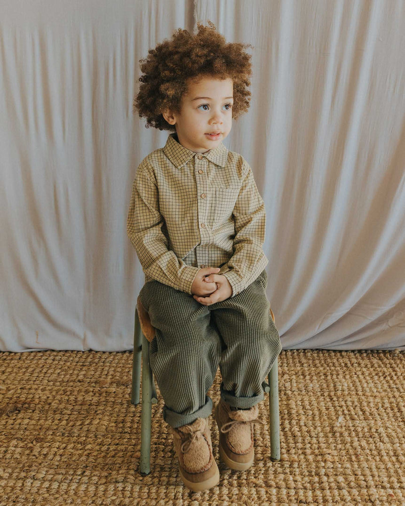 Corduroy Pants in Kaki