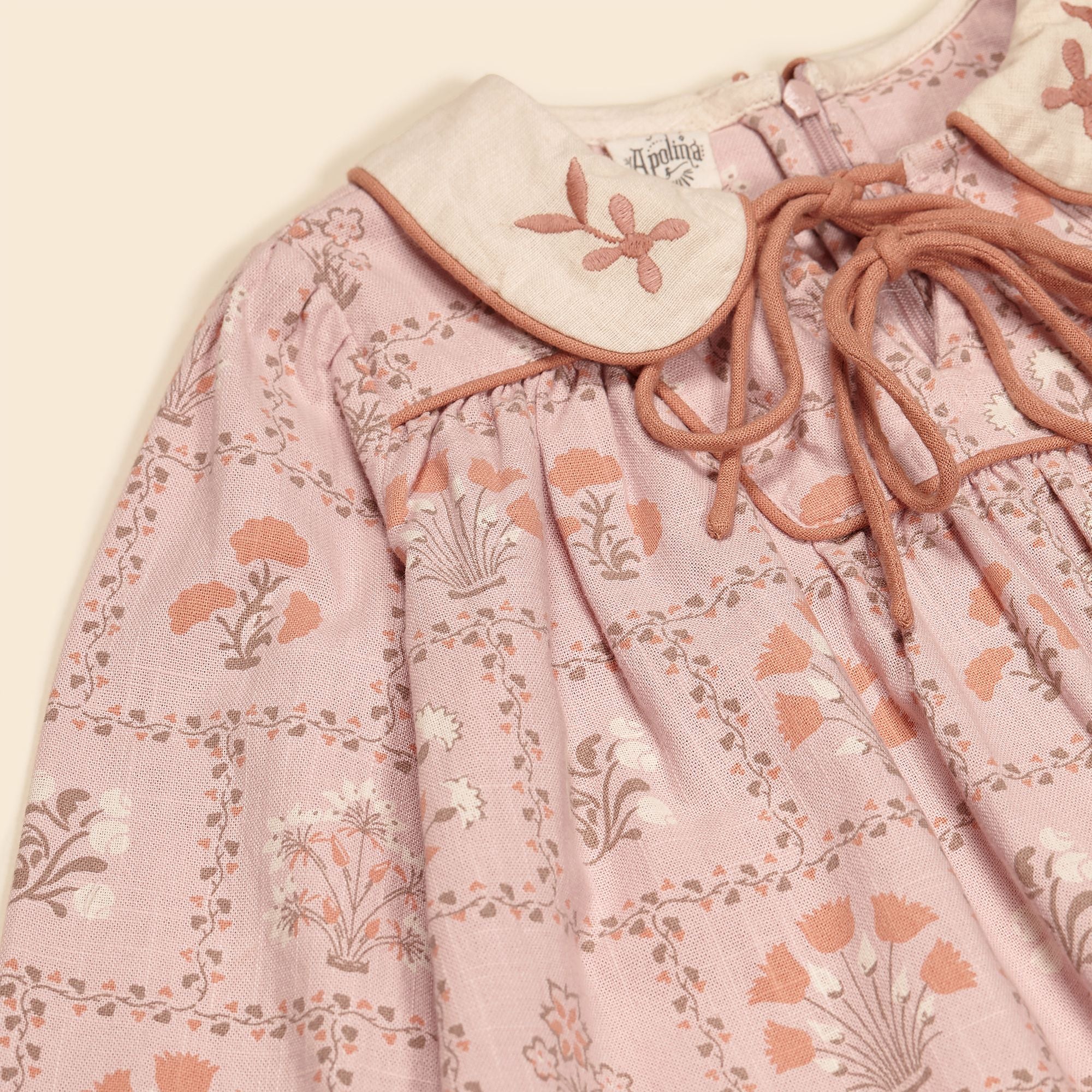 新品 2-3y Apolina Annika Dress Cabin Quilt