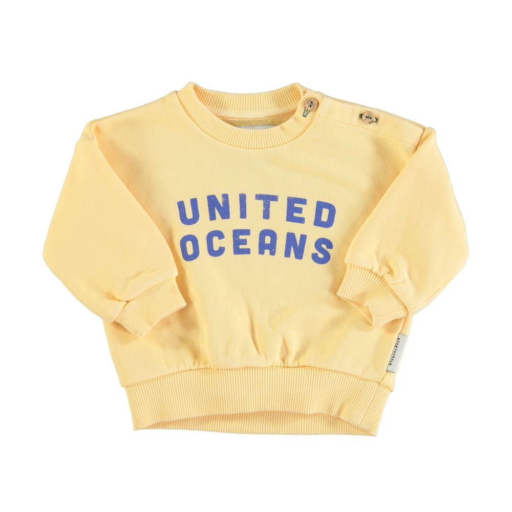 Sweatshirt in Yellow w/ "United Oceans" Print