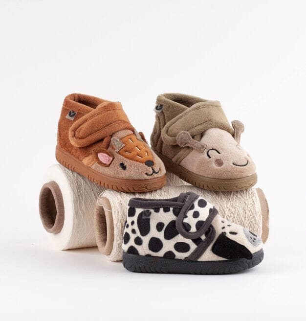 Victoria Shoes,Animal Slipper Boots in Antracita - Dog,CouCou,Baby Shoes, Booties & Socks