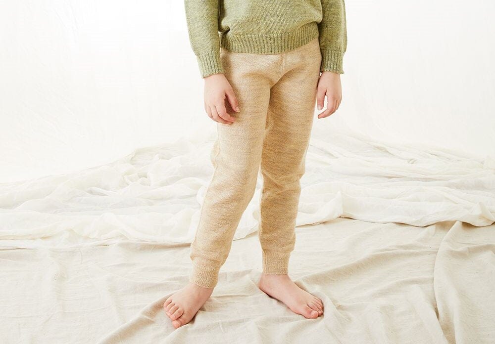 Basic Pants in Bright Beige